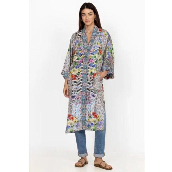 Johnny Was Cozumel Favorite Swing Tee Shirt Floral Butterfly Top Violet Green NW - Picture 12 of 16